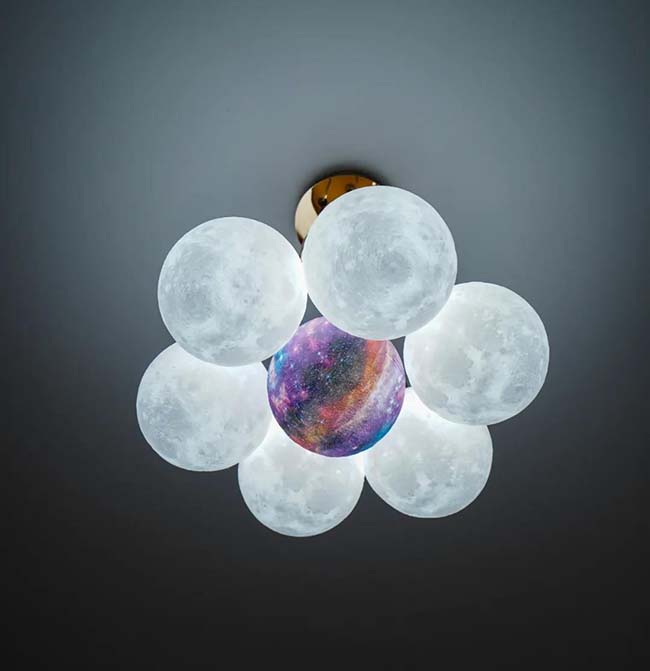 90㎡現(xiàn)代三居，舍主燈換燈帶，巧妙的色彩混搭，打造年輕有趣的生活